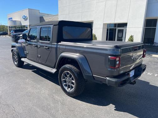 2020 Jeep Gladiator Overland