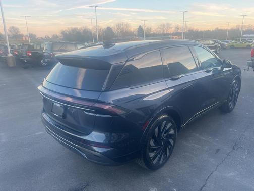 2024 Lincoln Nautilus Reserve