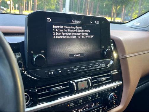 2024 Nissan Pathfinder Platinum