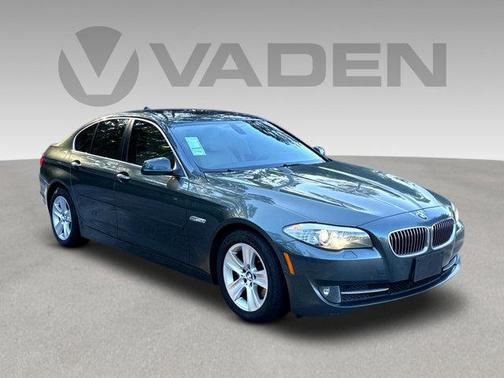 2011 BMW 528 i