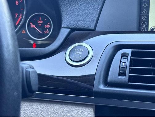 2011 BMW 528 i