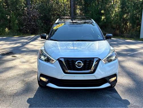 2019 Nissan Kicks SR