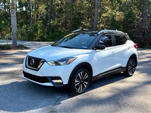 2019 Nissan Kicks SR