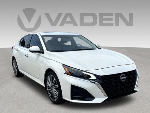 2024 Nissan Altima 2.5 SL
