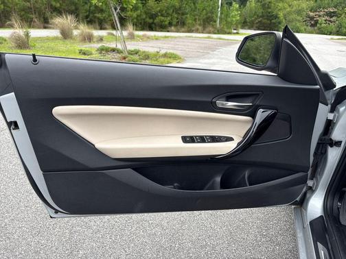 Glacier Silver Metallic 2018 BMW 230 i
