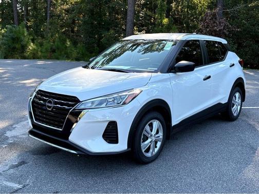 Fresh Powder 2025 Nissan Kicks Play S