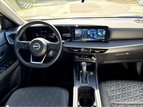 Fresh Powder 2026 Nissan Kicks SV