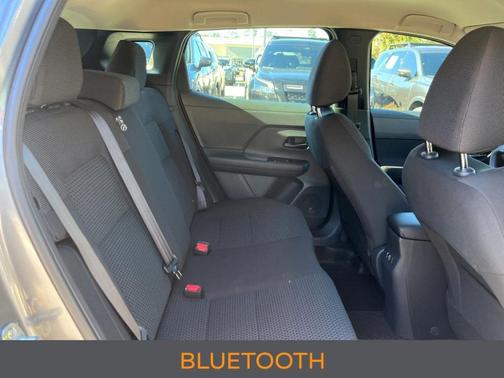 Gun Metallic 2025 Nissan Kicks S
