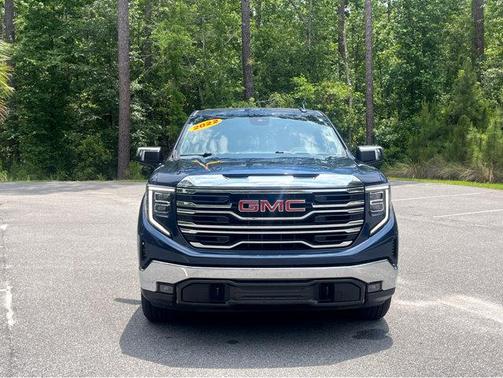 2022 GMC Sierra 1500 SLT