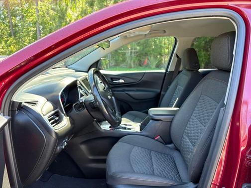 Cajun Red Tintcoat 2020 Chevrolet Equinox 1LT