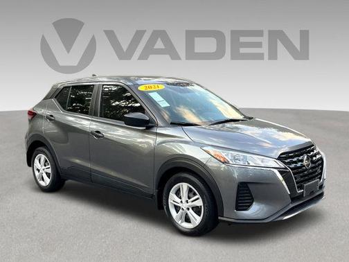 2021 Nissan Kicks S