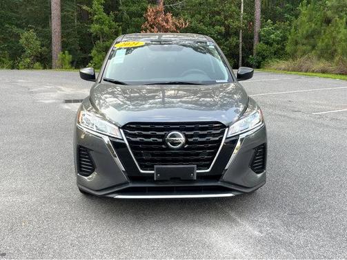 2021 Nissan Kicks S