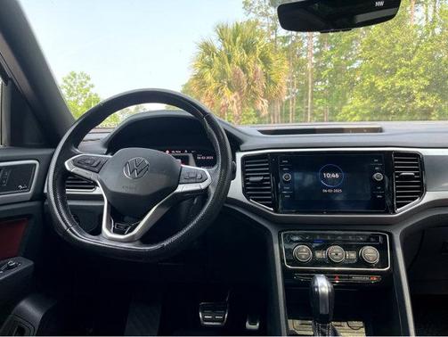 2021 Volkswagen Atlas Cross Sport 3.6L V6 SEL Premium R-Line