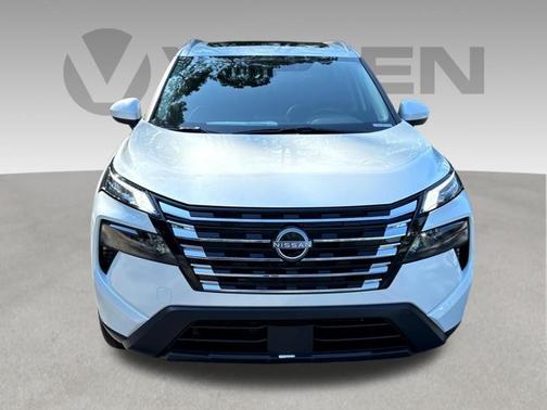 Pearl 2026 Nissan Rogue SV