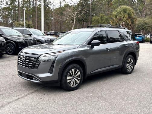 Gun Metallic 2026 Nissan Pathfinder SL