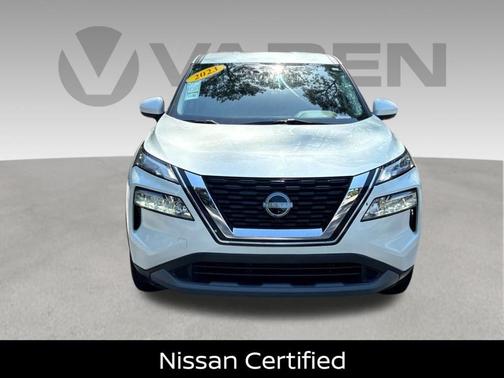 Pearl 2025 Nissan Rogue SV