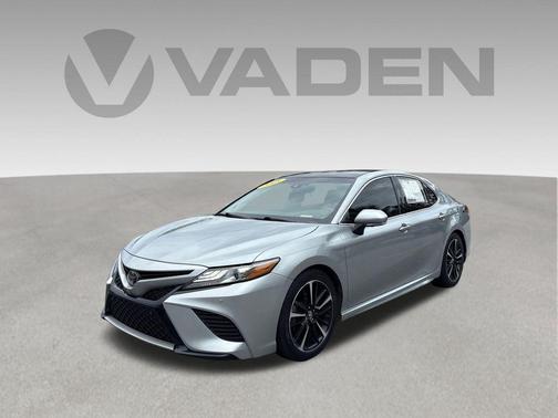 Celestial Silver Metallic 2018 Toyota Camry XSE