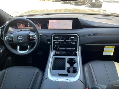 2025 Nissan Armada SL