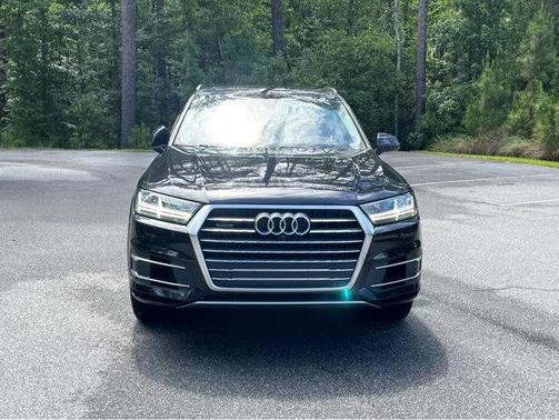 2019 Audi Q7 55 Premium Plus