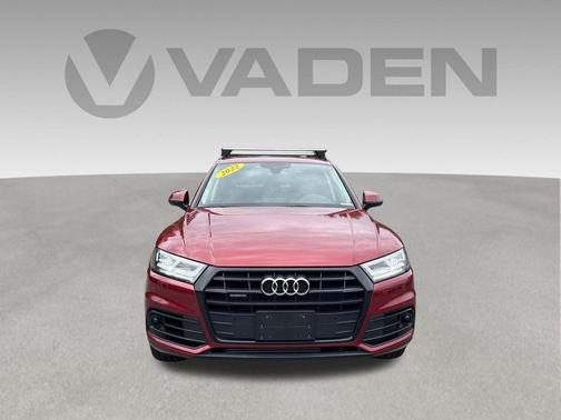 Matador Red Metallic 2020 Audi Q5 40 Premium Plus