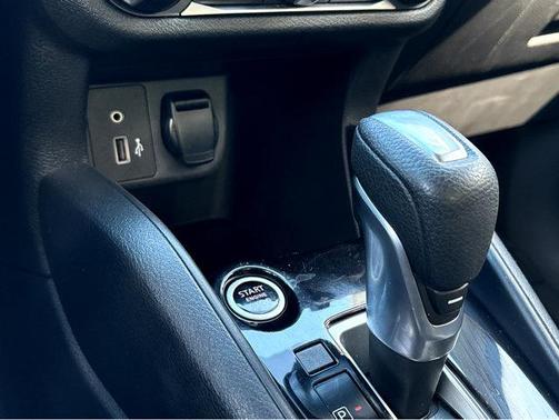 2021 Nissan Versa 1.6 SV