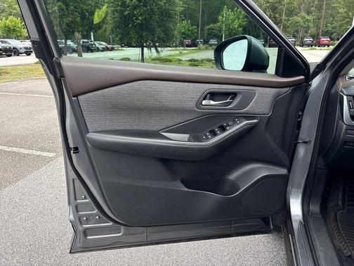 Gun Metallic 2023 Nissan Rogue SV