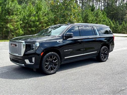 2022 GMC Yukon XL Denali
