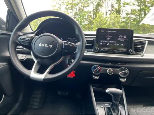 2022 Kia Rio LX