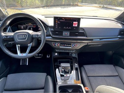 Chronos Gray Metallic 2023 Audi SQ5 3.0T Premium Plus