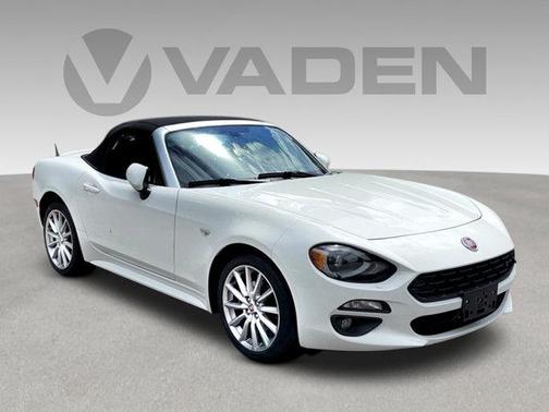 2017 FIAT 124 Spider Lusso