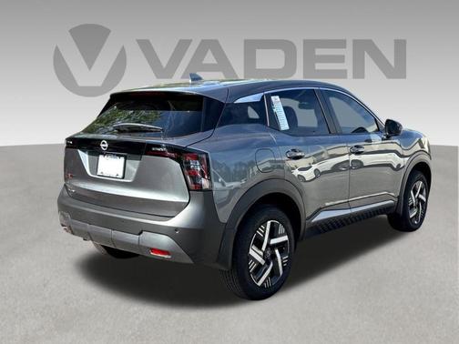 Gun Metallic 2025 Nissan Kicks SV