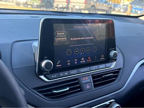 2025 Nissan Altima S