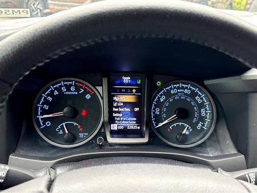 2023 Toyota Tacoma TRD Sport