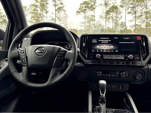 Glacier White 2026 Nissan Frontier SV