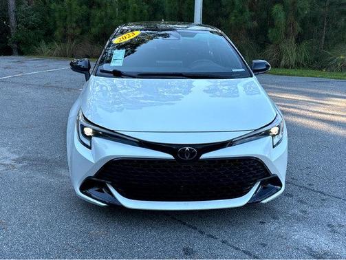 2023 Toyota Corolla Hatchback SE