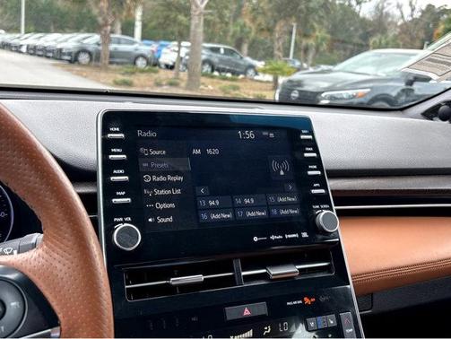 2019 Toyota Avalon Hybrid Limited