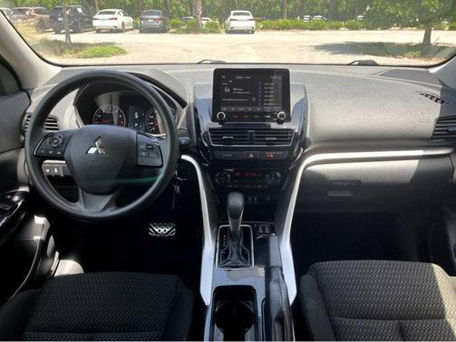 2022 Mitsubishi Eclipse Cross LE
