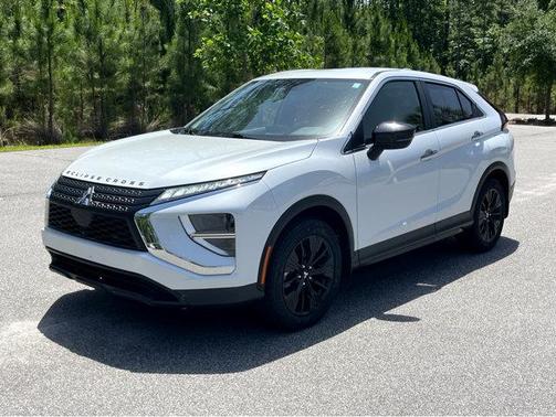 2022 Mitsubishi Eclipse Cross LE