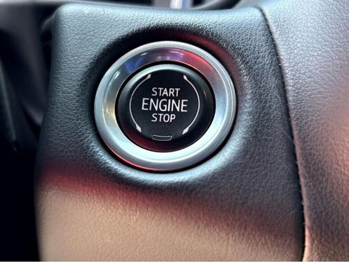 Satin Steel Metallic 2022 Chevrolet Suburban Premier