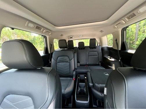 2024 Nissan Pathfinder Platinum