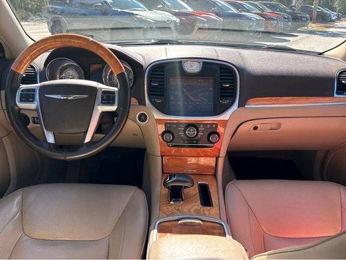 2012 Chrysler 300 Limited