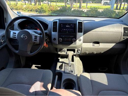 2018 Nissan Frontier SV