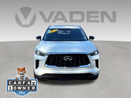 Majestic White 2023 INFINITI QX60 Luxe