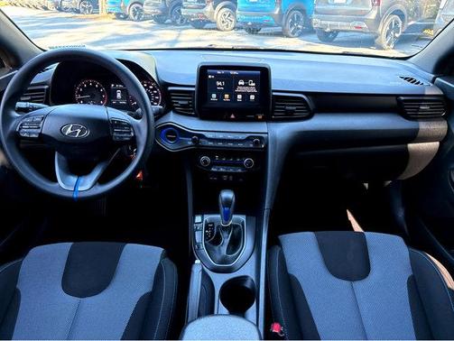 2019 Hyundai Veloster 2.0