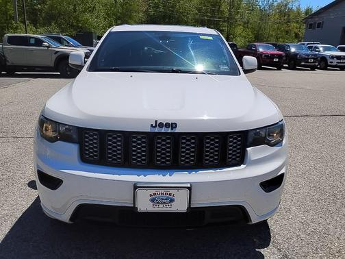 Bright White Clearcoat 2019 Jeep Grand Cherokee Altitude