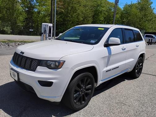 Bright White Clearcoat 2019 Jeep Grand Cherokee Altitude