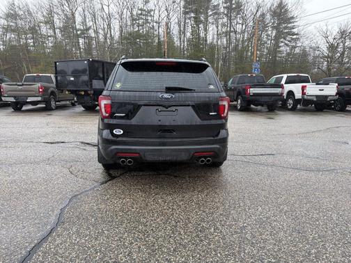 Shadow Black 2018 Ford Explorer sport