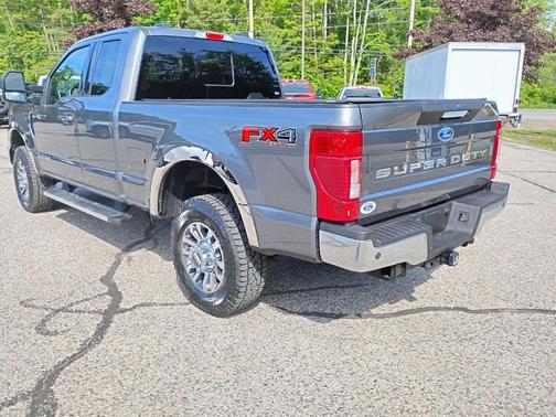 Gray Metallic 2022 Ford F-350 Lariat Super Duty