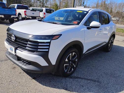 Fresh Powder 2025 Nissan Kicks SV