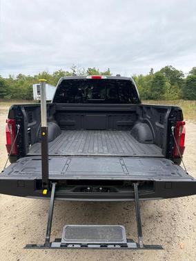 Black Metallic 2025 Ford F-150 XLT